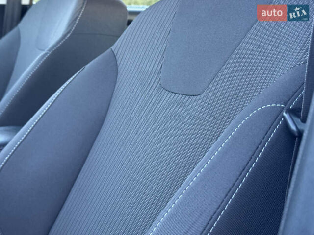 Белый Форд Фокус, объемом двигателя 1.6 л и пробегом 221 тыс. км за 8499 $, фото 38 на Automoto.ua