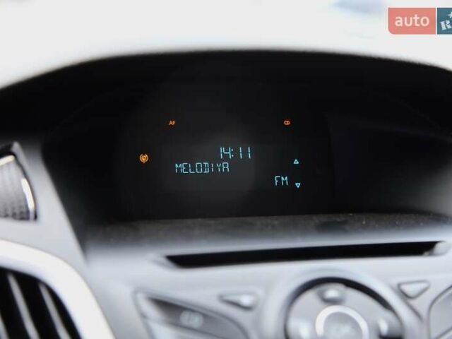 Форд Фокус 2013 в Харькове на Automoto.ua Белый Форд Фокус, объемом двигателя 1 л и пробегом 171 тыс. км за 7200 $, фото 14 на Automoto.ua