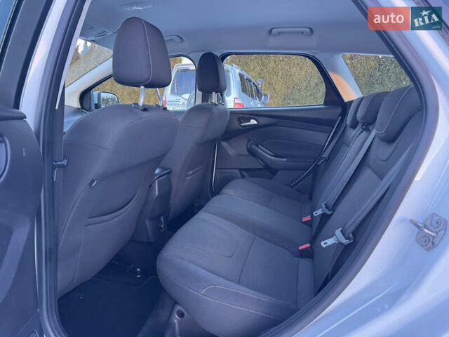 Белый Форд Фокус, объемом двигателя 1.6 л и пробегом 221 тыс. км за 8499 $, фото 61 на Automoto.ua