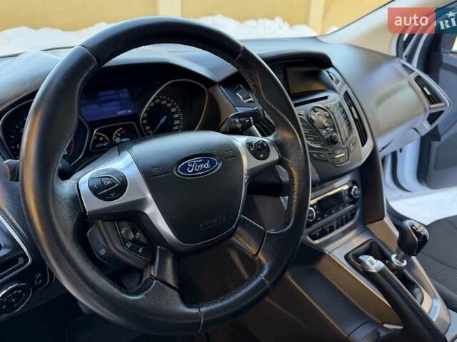 Білий Форд Фокус, об'ємом двигуна 1.6 л та пробігом 241 тис. км за 7950 $, фото 46 на Automoto.ua