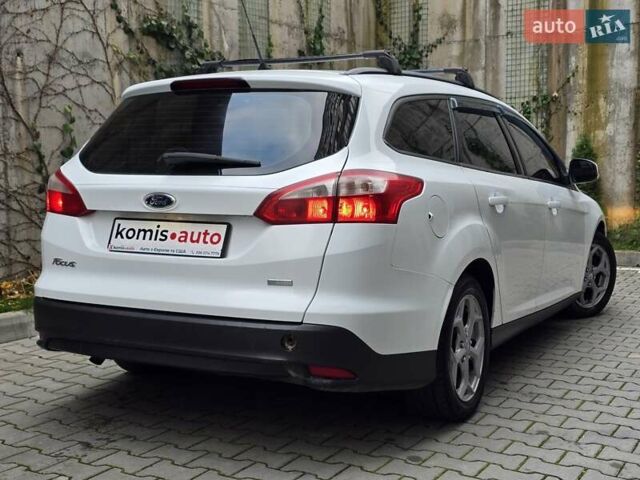 Белый Форд Фокус, объемом двигателя 1 л и пробегом 274 тыс. км за 5899 $, фото 14 на Automoto.ua