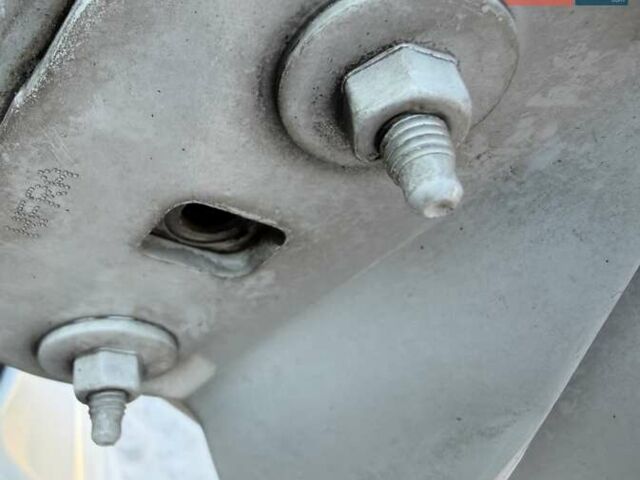 Білий Форд Фокус, об'ємом двигуна 1.6 л та пробігом 241 тис. км за 7950 $, фото 38 на Automoto.ua