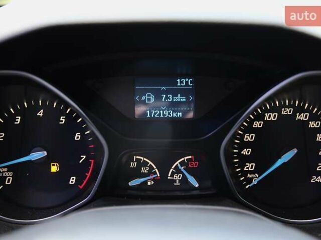 Форд Фокус 2013 в Харькове на Automoto.ua Белый Форд Фокус, объемом двигателя 1 л и пробегом 171 тыс. км за 7200 $, фото 13 на Automoto.ua