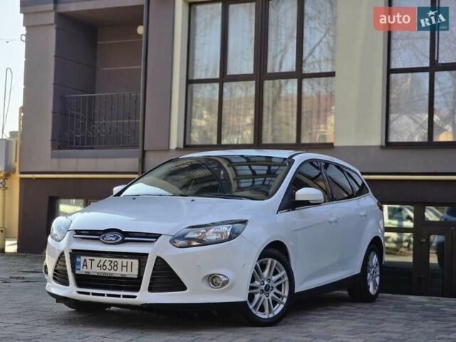 Белый Форд Фокус, объемом двигателя 1.6 л и пробегом 247 тыс. км за 7999 $, фото 6 на Automoto.ua