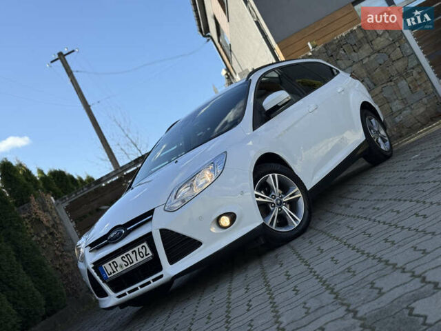 Форд Фокус 2013 в Стрые на Automoto.ua Белый Форд Фокус, объемом двигателя 0 л и пробегом 202 тыс. км за 8850 $, фото 38 на Automoto.ua