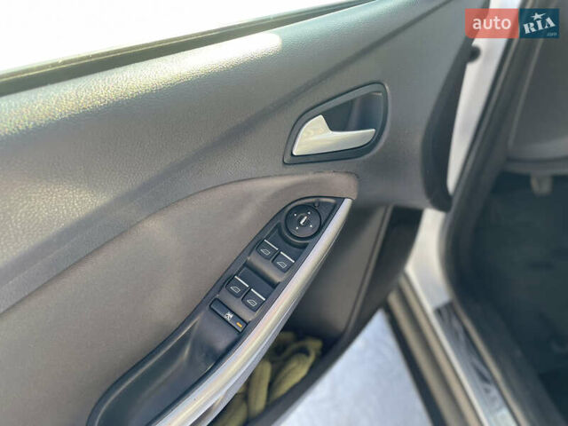 Білий Форд Фокус, об'ємом двигуна 1.6 л та пробігом 179 тис. км за 8700 $, фото 13 на Automoto.ua