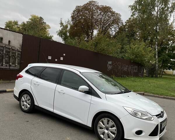 Білий Форд Фокус, об'ємом двигуна 1.56 л та пробігом 378 тис. км за 7300 $, фото 6 на Automoto.ua