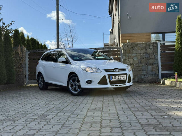 Форд Фокус 2013 в Стрые на Automoto.ua Белый Форд Фокус, объемом двигателя 0 л и пробегом 202 тыс. км за 8850 $, фото 2 на Automoto.ua