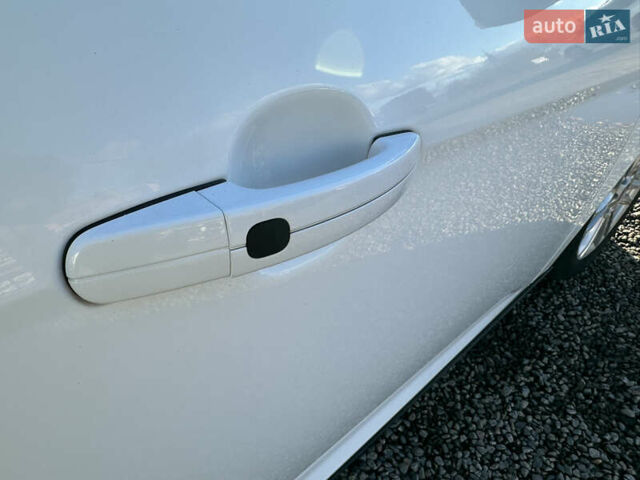 Белый Форд Фокус, объемом двигателя 2 л и пробегом 261 тыс. км за 7500 $, фото 8 на Automoto.ua