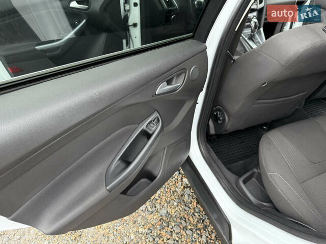 Білий Форд Фокус, об'ємом двигуна 0 л та пробігом 260 тис. км за 7800 $, фото 24 на Automoto.ua