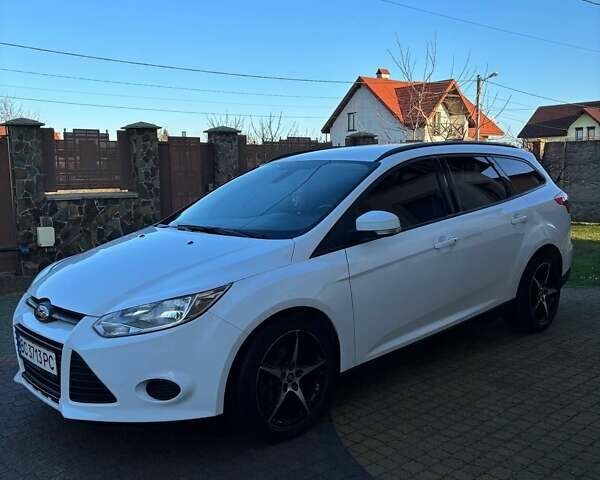 Белый Форд Фокус, объемом двигателя 1.56 л и пробегом 247 тыс. км за 7950 $, фото 11 на Automoto.ua