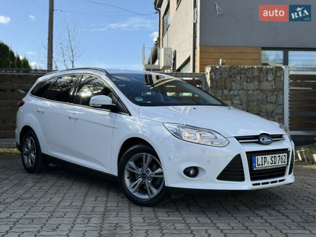 Форд Фокус 2013 в Стрые на Automoto.ua Белый Форд Фокус, объемом двигателя 0 л и пробегом 202 тыс. км за 8850 $, фото 9 на Automoto.ua