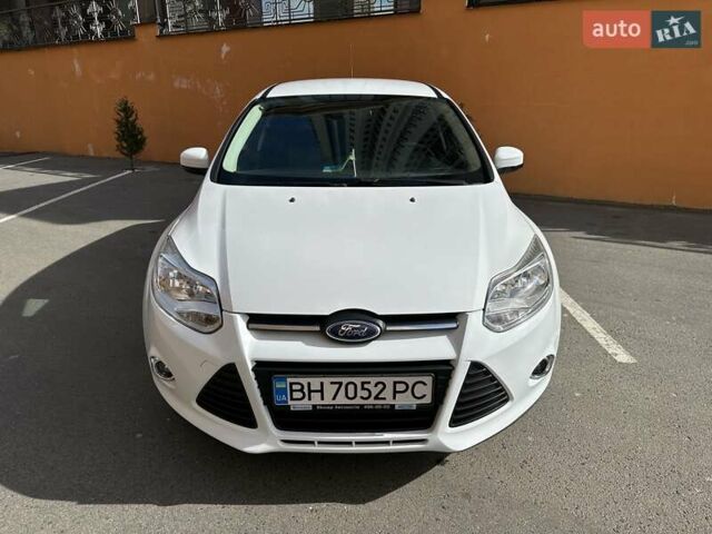 Білий Форд Фокус, об'ємом двигуна 1 л та пробігом 252 тис. км за 6200 $, фото 1 на Automoto.ua