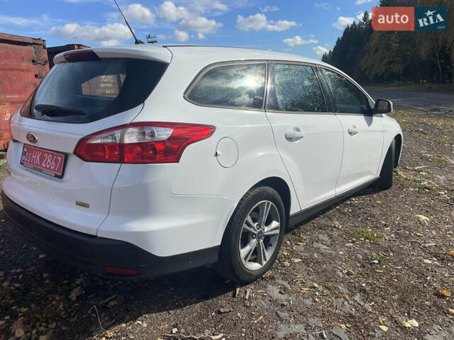 Белый Форд Фокус, объемом двигателя 1.6 л и пробегом 177 тыс. км за 8950 $, фото 6 на Automoto.ua