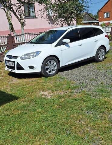 Белый Форд Фокус, объемом двигателя 1.56 л и пробегом 350 тыс. км за 7000 $, фото 8 на Automoto.ua