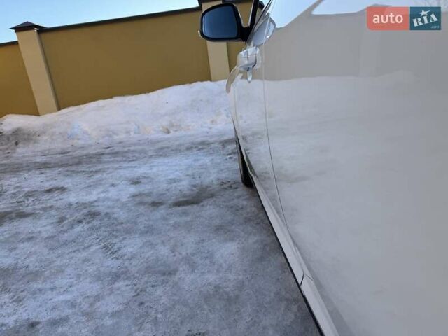Білий Форд Фокус, об'ємом двигуна 1.6 л та пробігом 241 тис. км за 7950 $, фото 34 на Automoto.ua