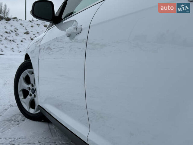 Белый Форд Фокус, объемом двигателя 1.6 л и пробегом 221 тыс. км за 8699 $, фото 28 на Automoto.ua