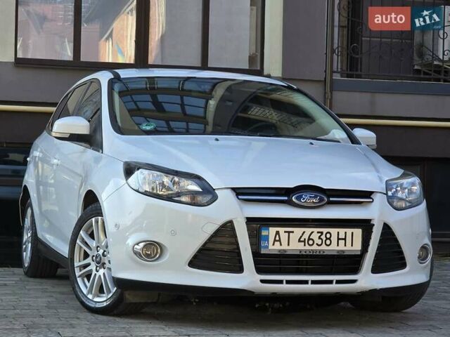 Белый Форд Фокус, объемом двигателя 1.6 л и пробегом 247 тыс. км за 7999 $, фото 1 на Automoto.ua