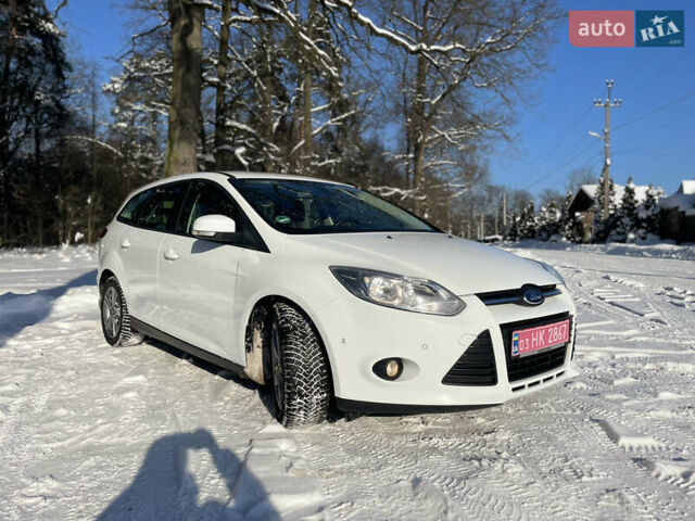 Білий Форд Фокус, об'ємом двигуна 1.6 л та пробігом 179 тис. км за 8850 $, фото 1 на Automoto.ua