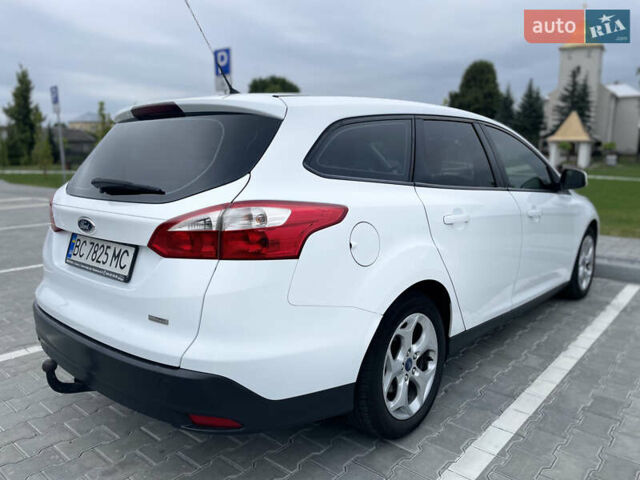 Белый Форд Фокус, объемом двигателя 1.6 л и пробегом 257 тыс. км за 7300 $, фото 4 на Automoto.ua