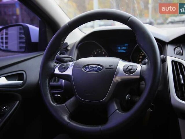 Форд Фокус 2013 в Харькове на Automoto.ua Белый Форд Фокус, объемом двигателя 1 л и пробегом 171 тыс. км за 7200 $, фото 20 на Automoto.ua