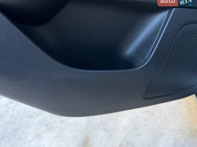 Білий Форд Фокус, об'ємом двигуна 1.6 л та пробігом 241 тис. км за 7950 $, фото 90 на Automoto.ua