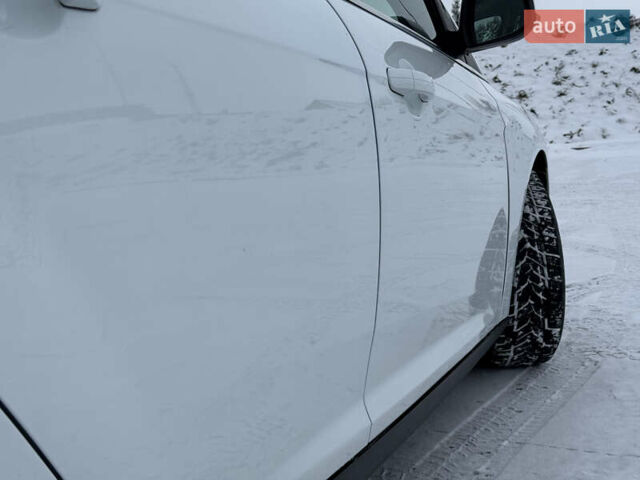 Белый Форд Фокус, объемом двигателя 1.6 л и пробегом 221 тыс. км за 8699 $, фото 17 на Automoto.ua