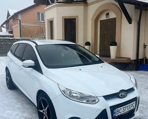 Белый Форд Фокус, объемом двигателя 1.56 л и пробегом 247 тыс. км за 7950 $, фото 3 на Automoto.ua