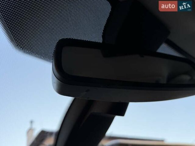 Білий Форд Фокус, об'ємом двигуна 1.6 л та пробігом 241 тис. км за 7950 $, фото 79 на Automoto.ua