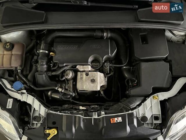 Білий Форд Фокус, об'ємом двигуна 1 л та пробігом 252 тис. км за 6200 $, фото 25 на Automoto.ua