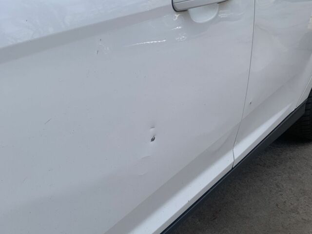 Белый Форд Фокус, объемом двигателя 1.6 л и пробегом 189 тыс. км за 4000 $, фото 6 на Automoto.ua