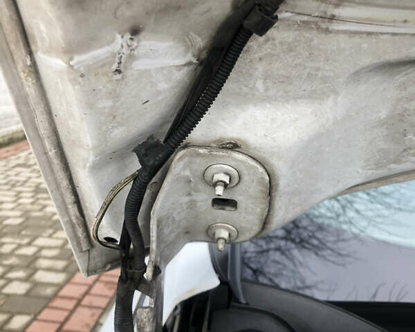 Білий Форд Фокус, об'ємом двигуна 1.6 л та пробігом 211 тис. км за 8700 $, фото 34 на Automoto.ua