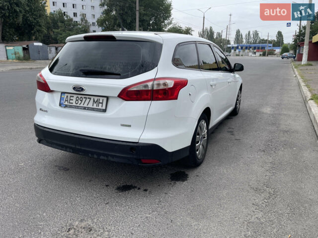 Белый Форд Фокус, объемом двигателя 1 л и пробегом 254 тыс. км за 6250 $, фото 3 на Automoto.ua