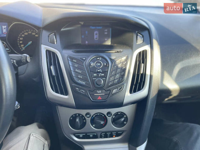 Білий Форд Фокус, об'ємом двигуна 1.6 л та пробігом 179 тис. км за 8700 $, фото 15 на Automoto.ua