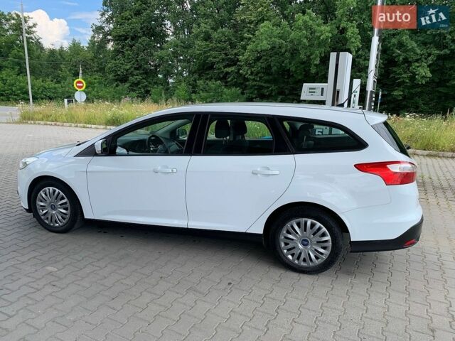 Білий Форд Фокус, об'ємом двигуна 1.6 л та пробігом 218 тис. км за 6700 $, фото 22 на Automoto.ua