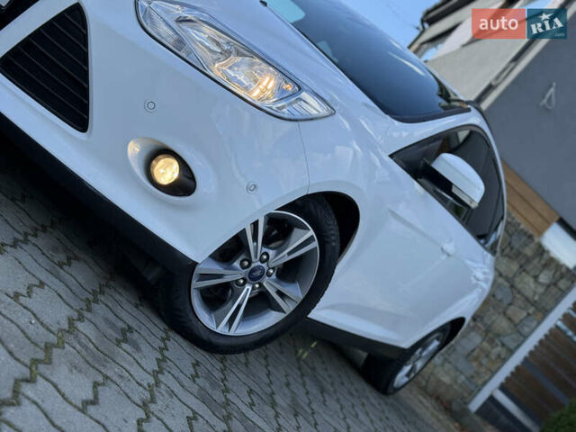 Форд Фокус 2013 в Стрые на Automoto.ua Белый Форд Фокус, объемом двигателя 0 л и пробегом 202 тыс. км за 8850 $, фото 47 на Automoto.ua