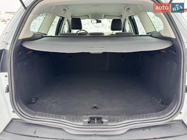 Белый Форд Фокус, объемом двигателя 1.6 л и пробегом 221 тыс. км за 8699 $, фото 72 на Automoto.ua