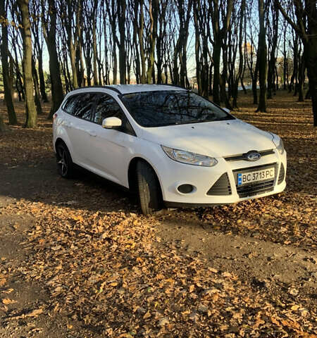 Форд Фокус 2013 у Львові на Automoto.ua Білий Форд Фокус, об'ємом двигуна 1.6 л та пробігом 247 тис. км за 6500 $, фото 1 на Automoto.ua