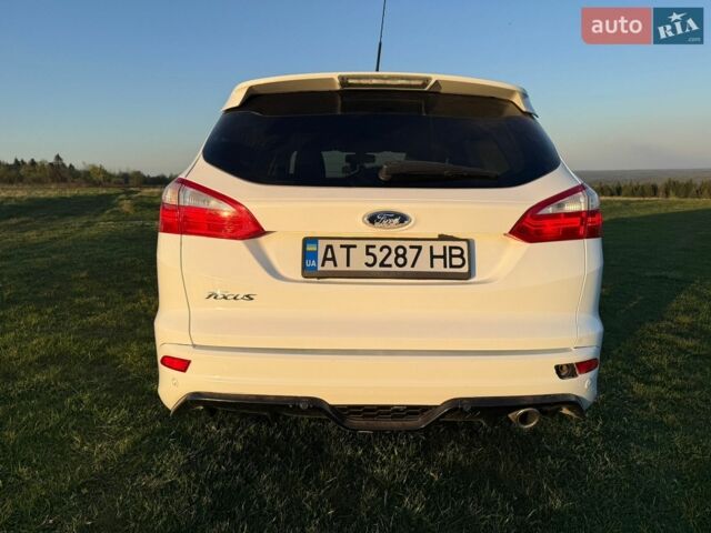 Білий Форд Фокус, об'ємом двигуна 2 л та пробігом 265 тис. км за 6600 $, фото 7 на Automoto.ua