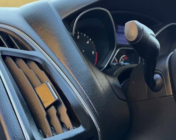 Білий Форд Фокус, об'ємом двигуна 1.6 л та пробігом 241 тис. км за 7950 $, фото 66 на Automoto.ua