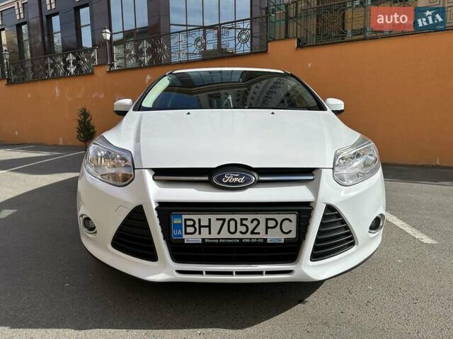 Білий Форд Фокус, об'ємом двигуна 1 л та пробігом 252 тис. км за 6200 $, фото 2 на Automoto.ua