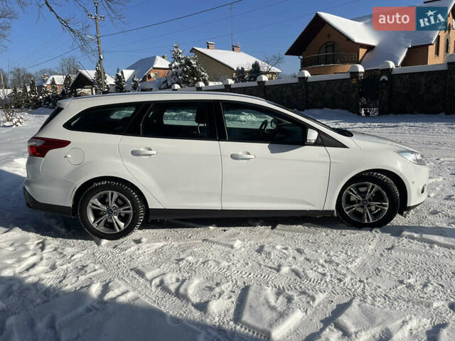 Білий Форд Фокус, об'ємом двигуна 1.6 л та пробігом 179 тис. км за 8850 $, фото 7 на Automoto.ua
