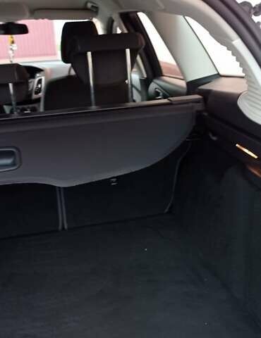 Білий Форд Фокус, об'ємом двигуна 1.6 л та пробігом 270 тис. км за 7999 $, фото 9 на Automoto.ua