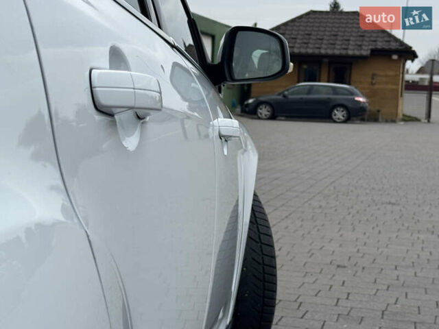 Білий Форд Фокус, об'ємом двигуна 1.6 л та пробігом 221 тис. км за 8699 $, фото 12 на Automoto.ua