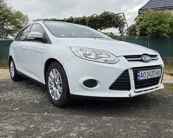 Білий Форд Фокус, об'ємом двигуна 1 л та пробігом 260 тис. км за 6450 $, фото 1 на Automoto.ua