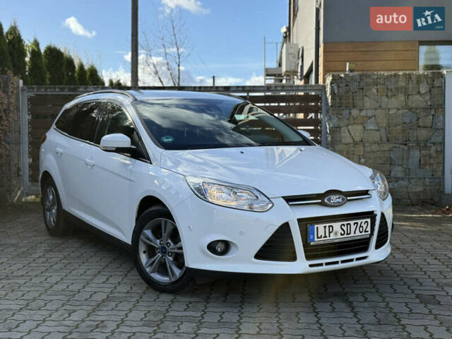 Форд Фокус 2013 в Стрые на Automoto.ua Белый Форд Фокус, объемом двигателя 0 л и пробегом 202 тыс. км за 8850 $, фото 6 на Automoto.ua