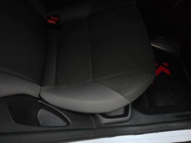 Белый Форд Фокус, объемом двигателя 1 л и пробегом 274 тыс. км за 6199 $, фото 17 на Automoto.ua