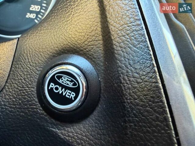 Білий Форд Фокус, об'ємом двигуна 1.6 л та пробігом 241 тис. км за 7950 $, фото 78 на Automoto.ua