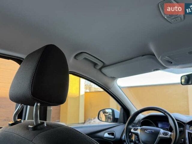 Білий Форд Фокус, об'ємом двигуна 1.6 л та пробігом 241 тис. км за 7950 $, фото 104 на Automoto.ua