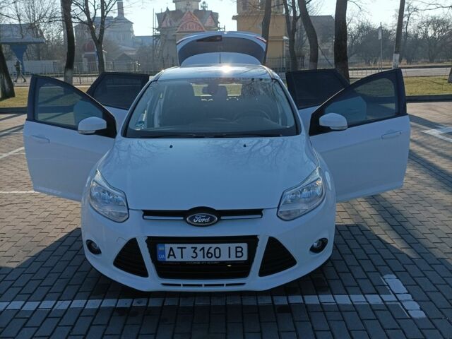 Белый Форд Фокус, объемом двигателя 1 л и пробегом 168 тыс. км за 6500 $, фото 6 на Automoto.ua